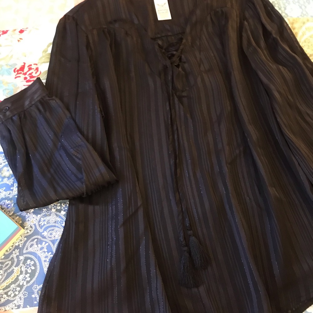 Black blouse with silver details